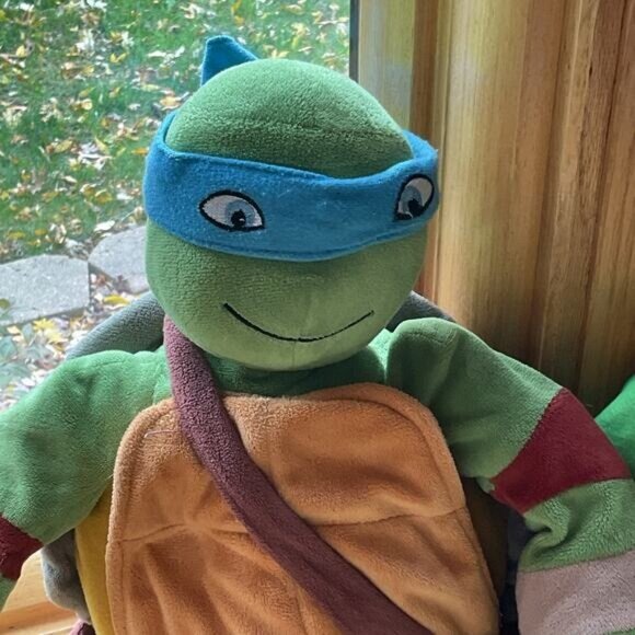 Nickelodeon Teenage Mutant Ninja Turtles Leonardo Plush Pillow Set - Picture 4 of 10